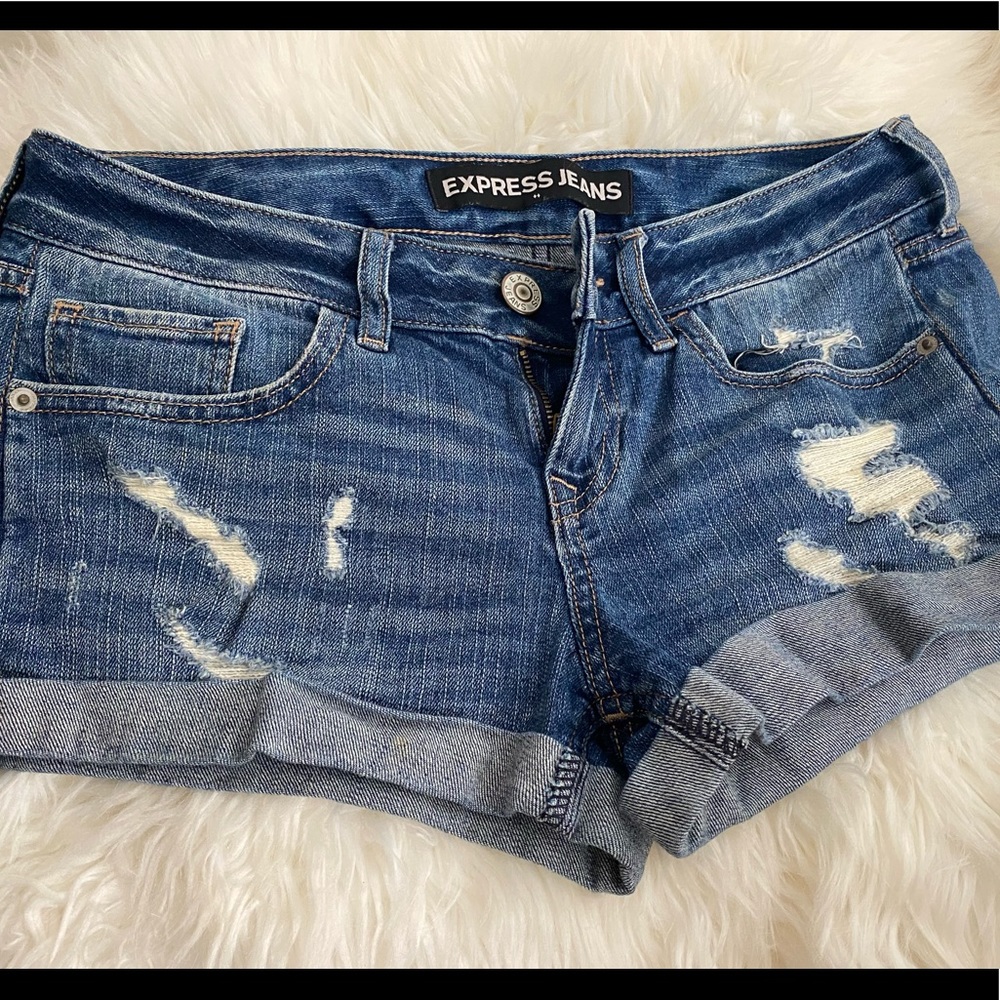 Express low rise ripped Jean cuff shorts